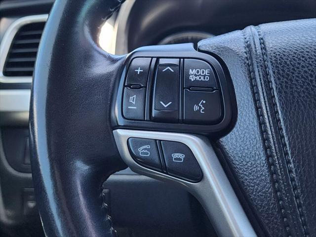 used 2014 Toyota Highlander car, priced at $18,988