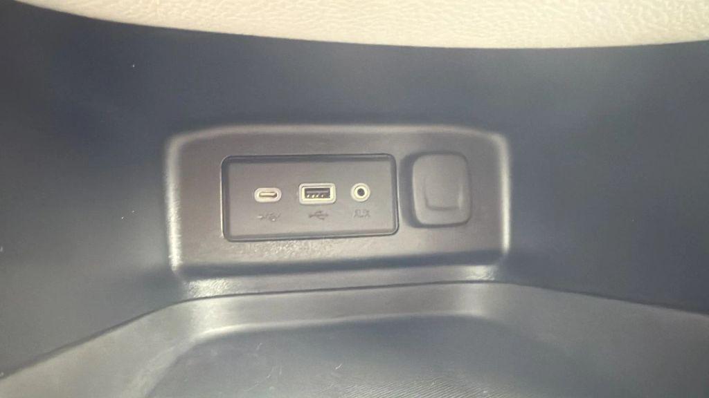 used 2019 Chevrolet Equinox car, priced at $13,789