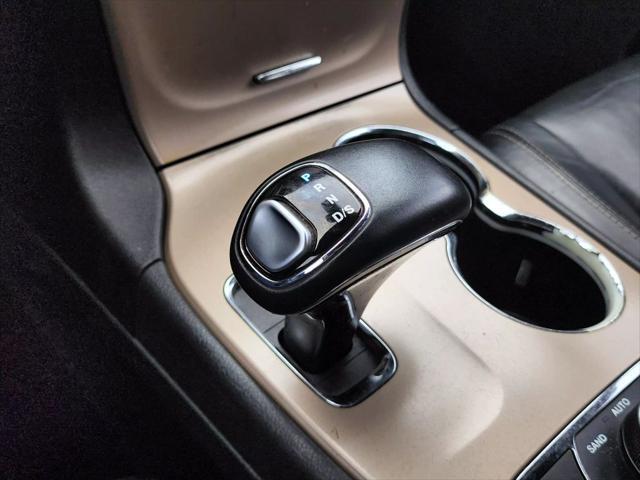 used 2015 Jeep Grand Cherokee car, priced at $13,677