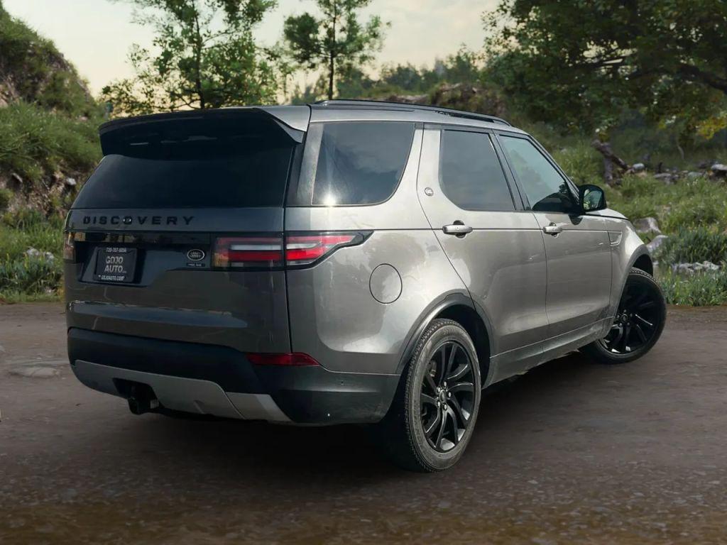 used 2018 Land Rover Discovery car, priced at $19,989