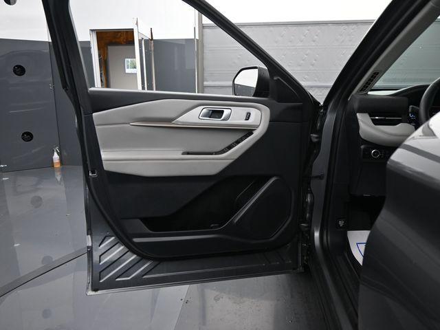 used 2025 Ford Explorer car, priced at $37,488