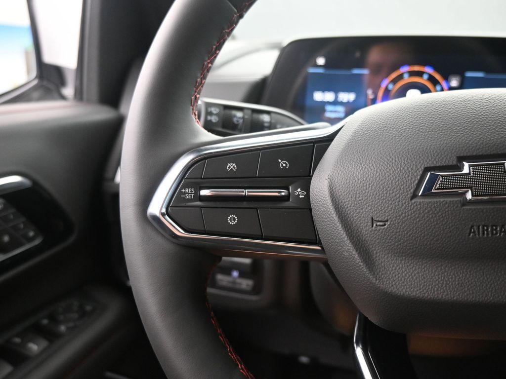 new 2025 Chevrolet Suburban car, priced at $86,180