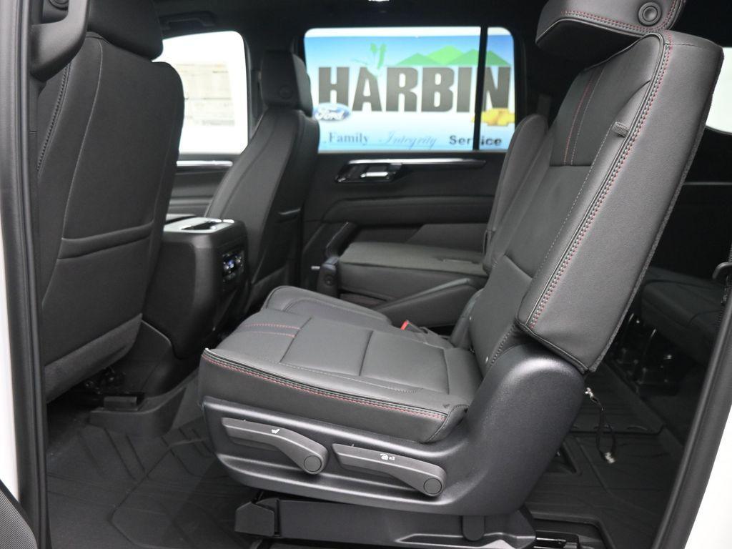 new 2025 Chevrolet Suburban car, priced at $86,180