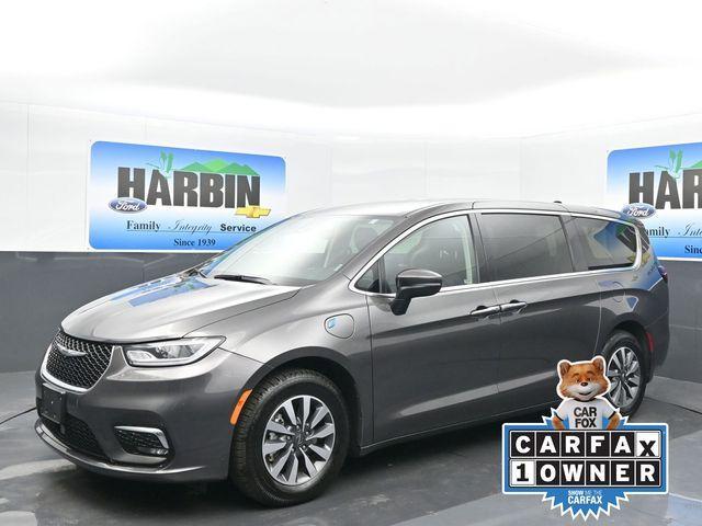 used 2023 Chrysler Pacifica Hybrid car, priced at $23,982