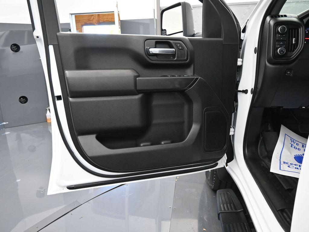 used 2024 Chevrolet Silverado 2500 car, priced at $45,982
