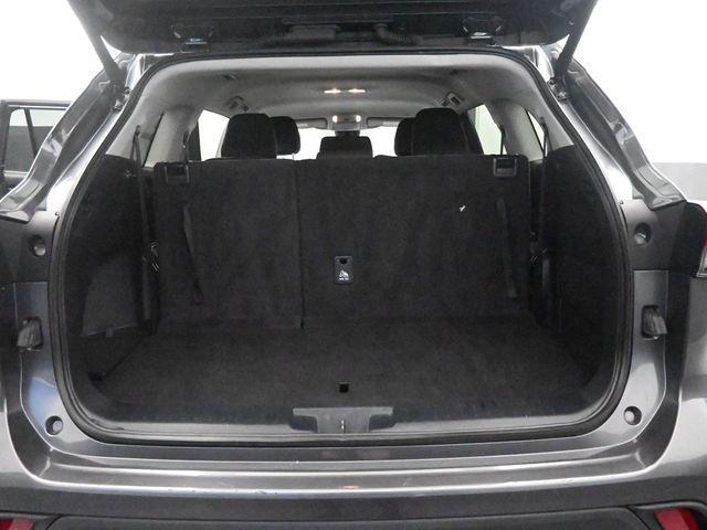 used 2024 Toyota Highlander car, priced at $32,982