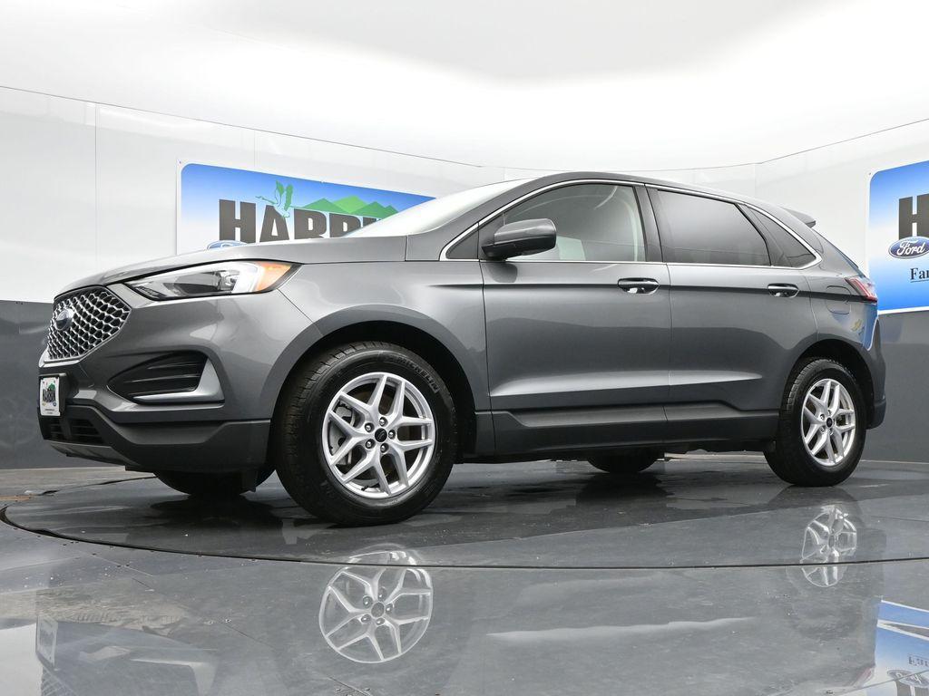 used 2024 Ford Edge car, priced at $22,982