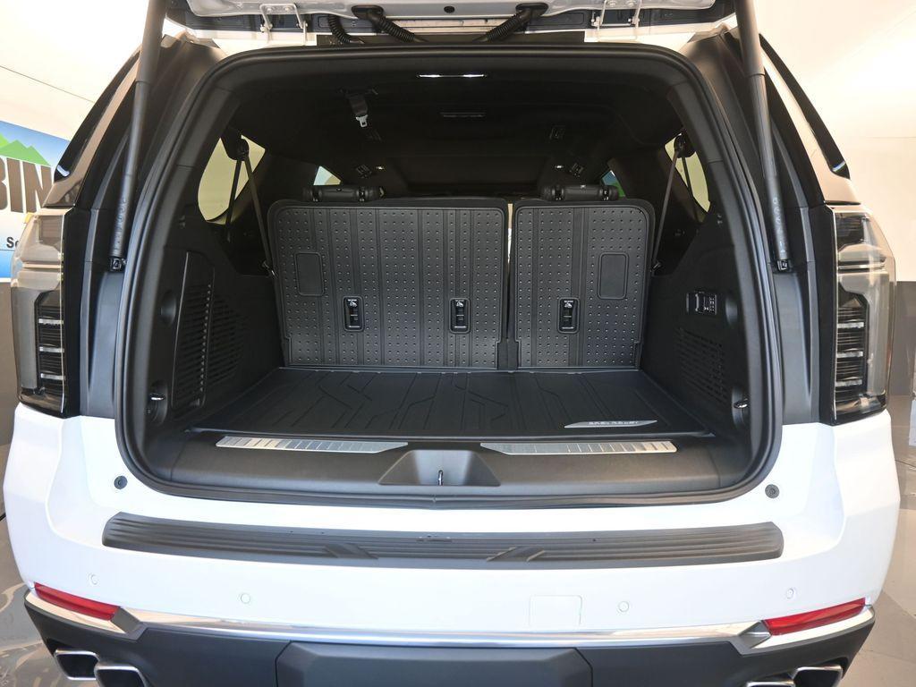 new 2025 Chevrolet Suburban car, priced at $101,115