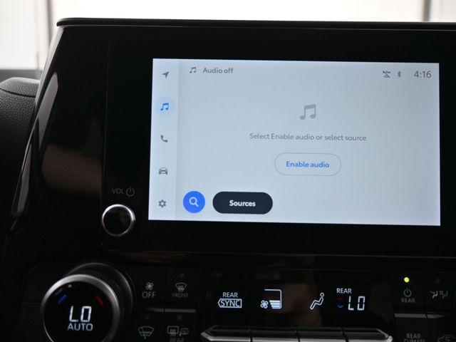 used 2024 Toyota Highlander car, priced at $32,488