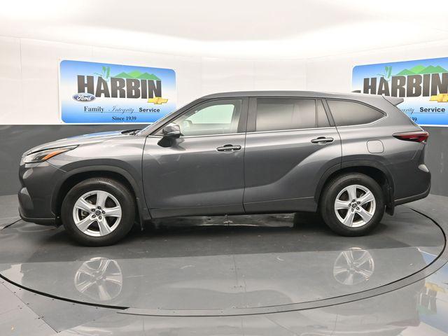 used 2024 Toyota Highlander car, priced at $32,488