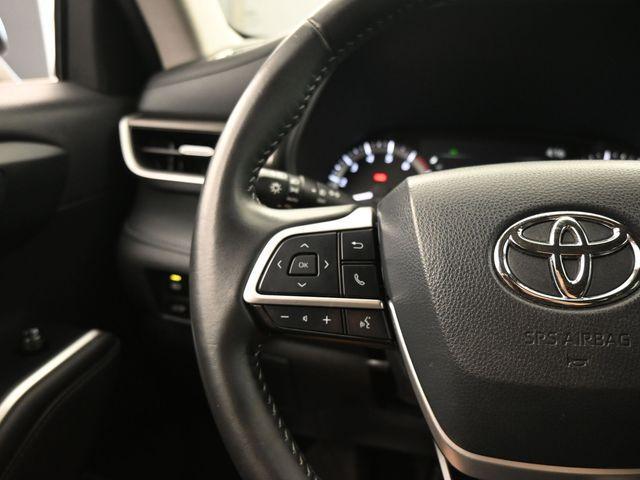 used 2024 Toyota Highlander car, priced at $32,488