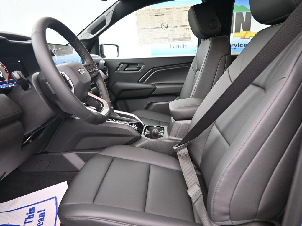 new 2025 Chevrolet Colorado car, priced at $48,015