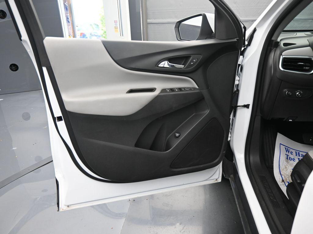 used 2024 Chevrolet Equinox car, priced at $19,982