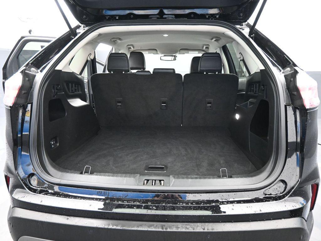used 2024 Ford Edge car, priced at $22,982