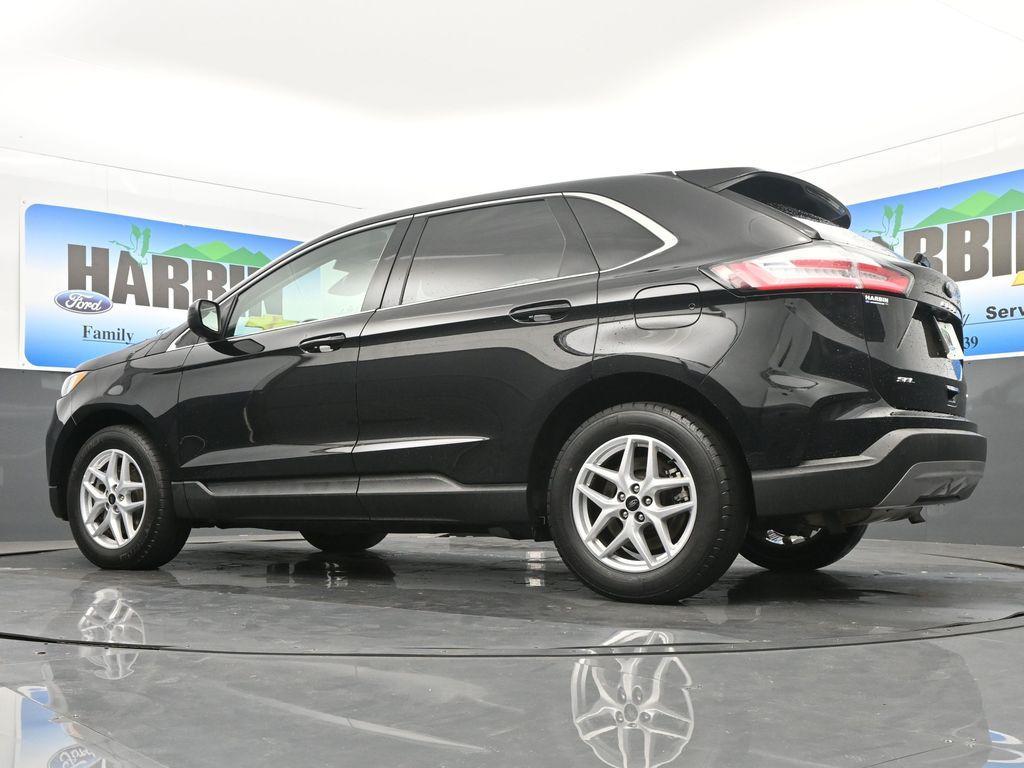 used 2024 Ford Edge car, priced at $22,982
