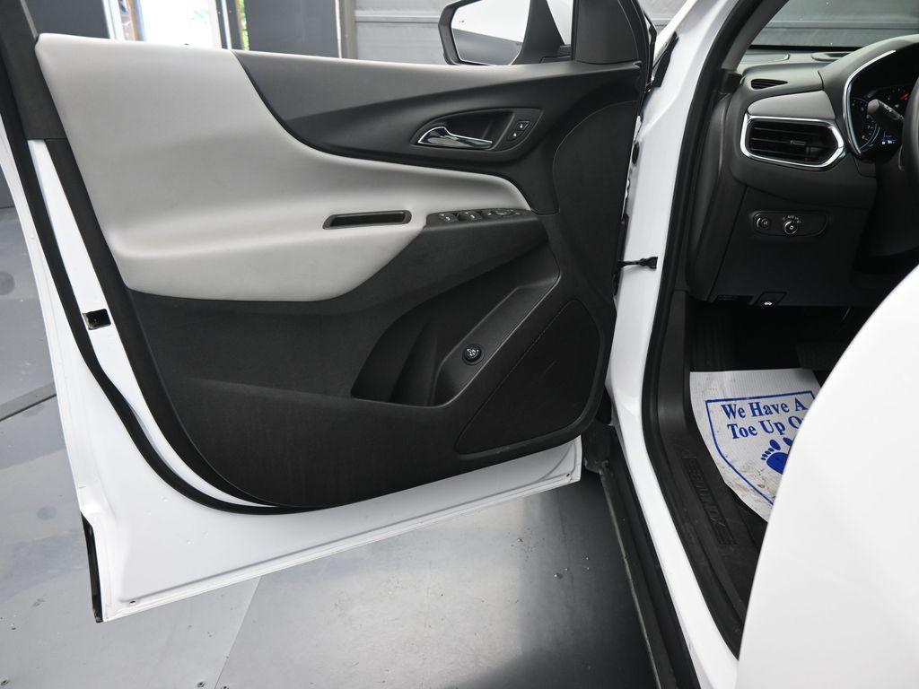 used 2024 Chevrolet Equinox car, priced at $19,982