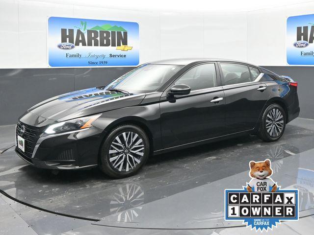 used 2023 Nissan Altima car, priced at $18,082