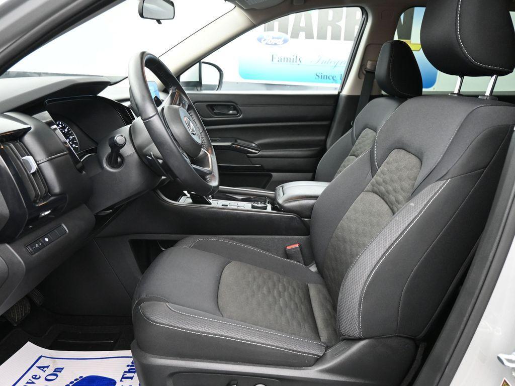 used 2024 Nissan Pathfinder car, priced at $30,982