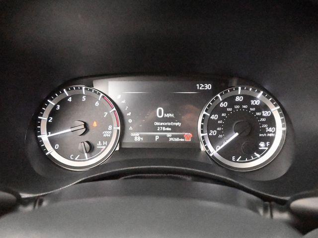 used 2024 Toyota Highlander car, priced at $32,982