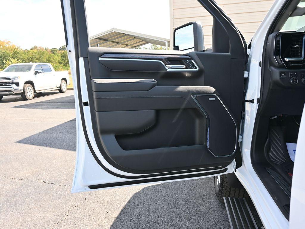 new 2026 Chevrolet Silverado 2500 car