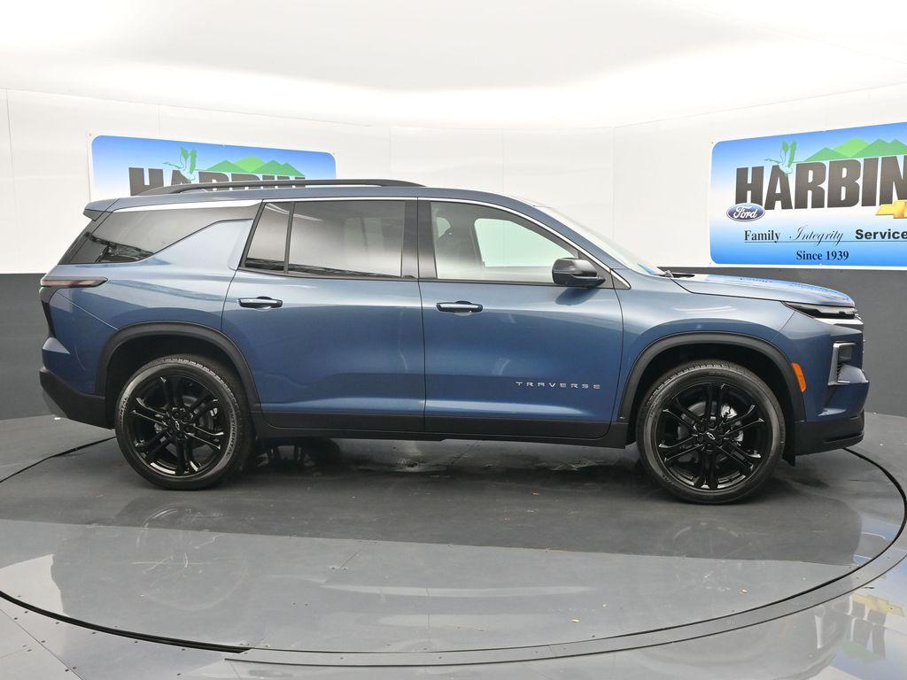 new 2026 Chevrolet Traverse car, priced at $49,390