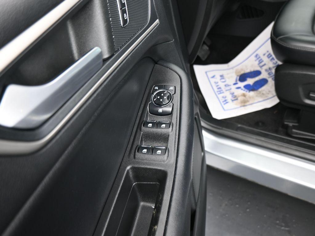 used 2023 Ford Edge car, priced at $20,488