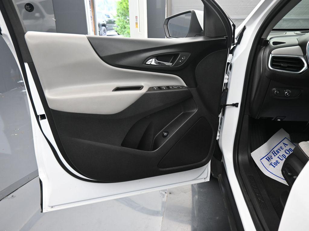 used 2024 Chevrolet Equinox car, priced at $20,488
