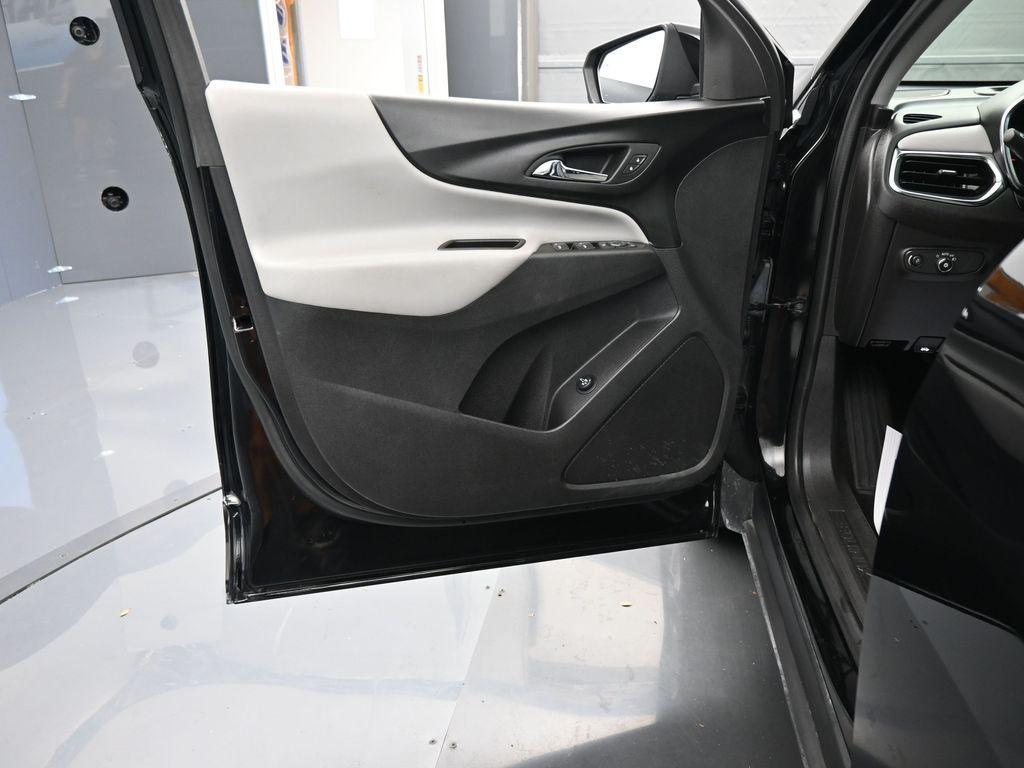 used 2024 Chevrolet Equinox car, priced at $19,982