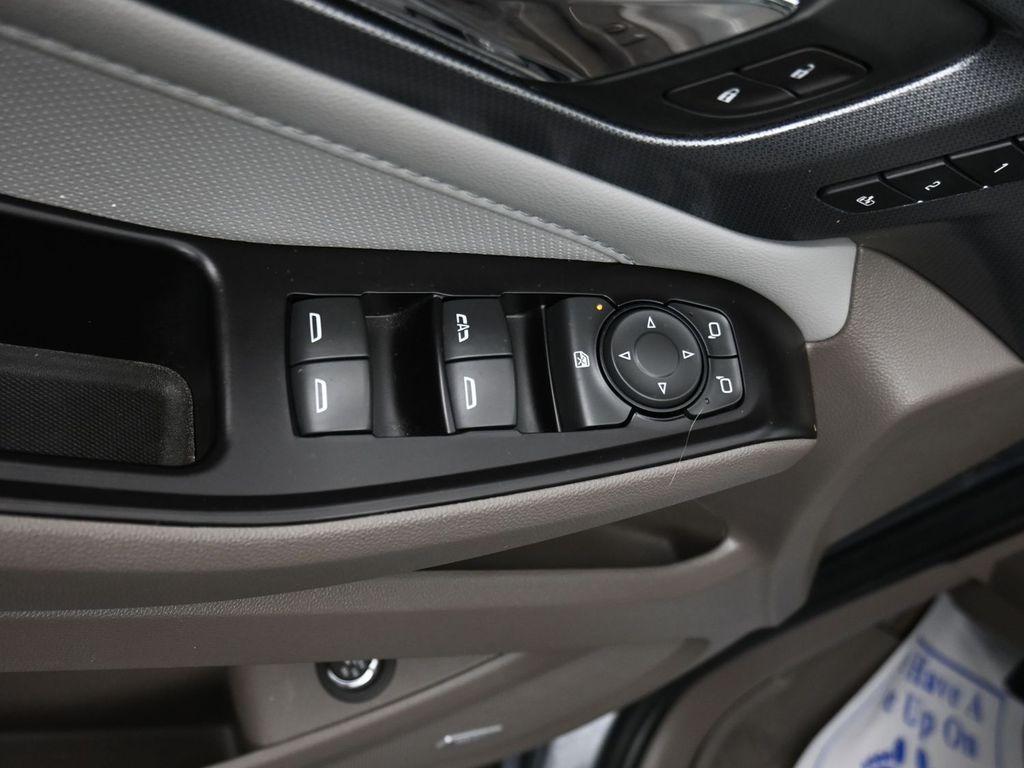 used 2020 Chevrolet Traverse car, priced at $24,488