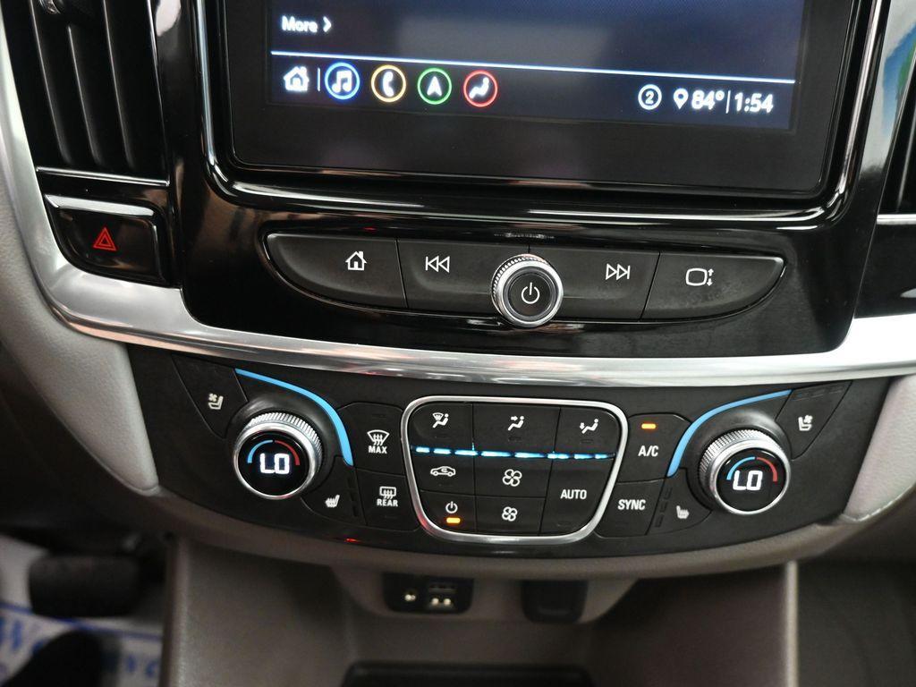 used 2020 Chevrolet Traverse car, priced at $24,488