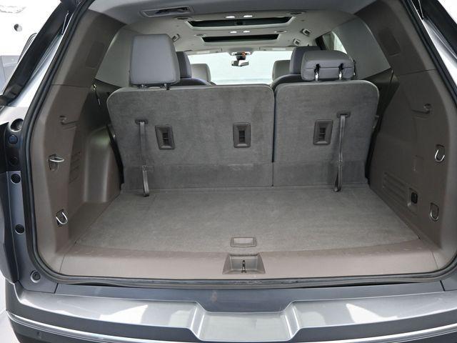 used 2020 Chevrolet Traverse car, priced at $24,488