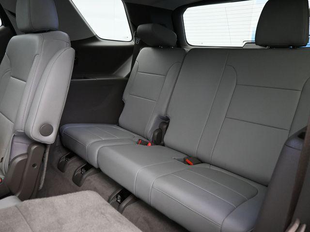 used 2020 Chevrolet Traverse car, priced at $24,488