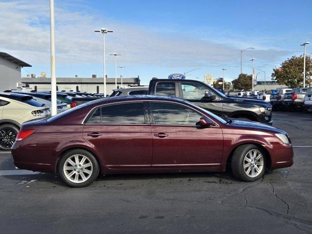 used 2005 Toyota Avalon car