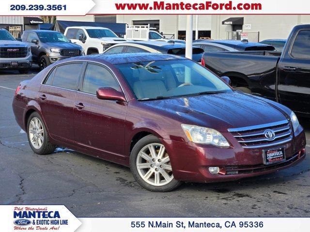 used 2005 Toyota Avalon car
