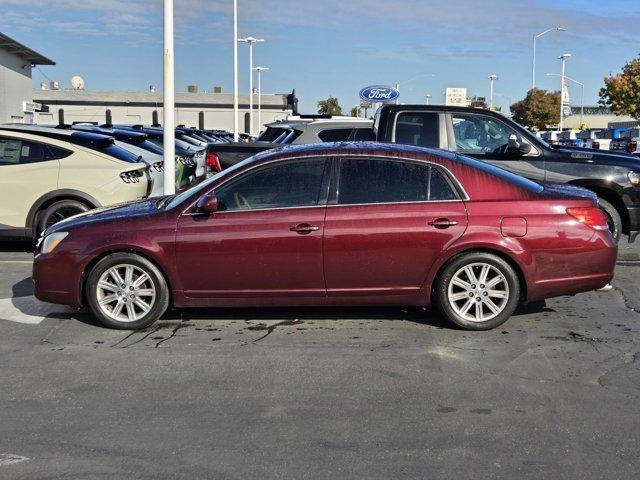used 2005 Toyota Avalon car