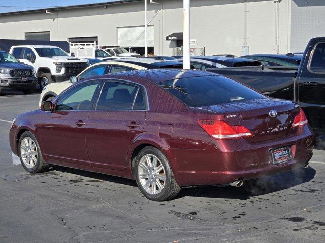 used 2005 Toyota Avalon car