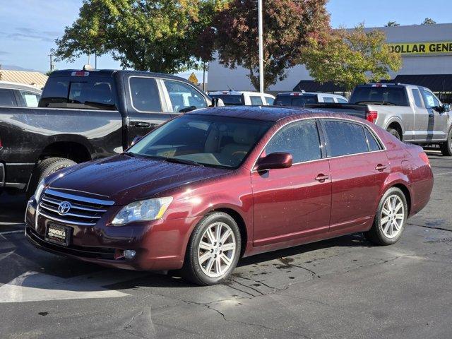 used 2005 Toyota Avalon car