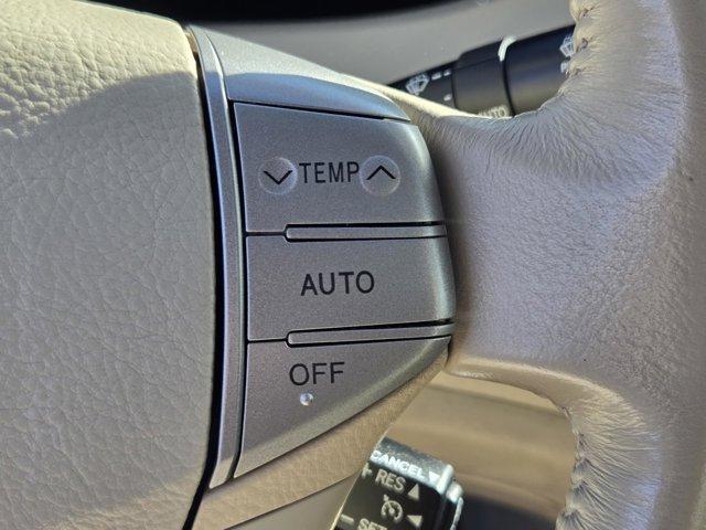 used 2005 Toyota Avalon car