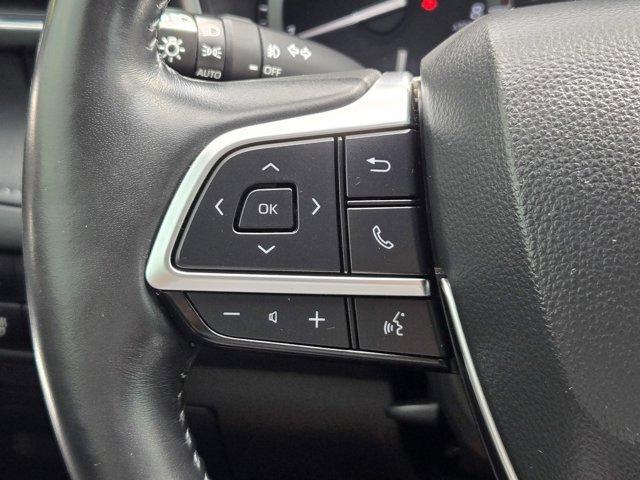 used 2021 Toyota Highlander car, priced at $30,988