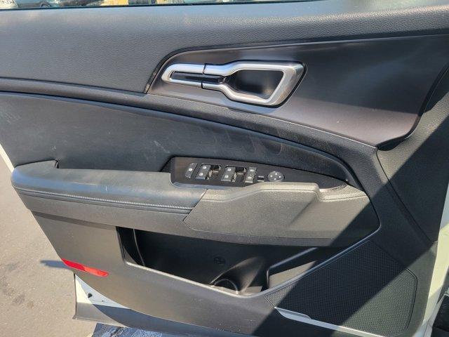 used 2023 Kia Sportage Hybrid car