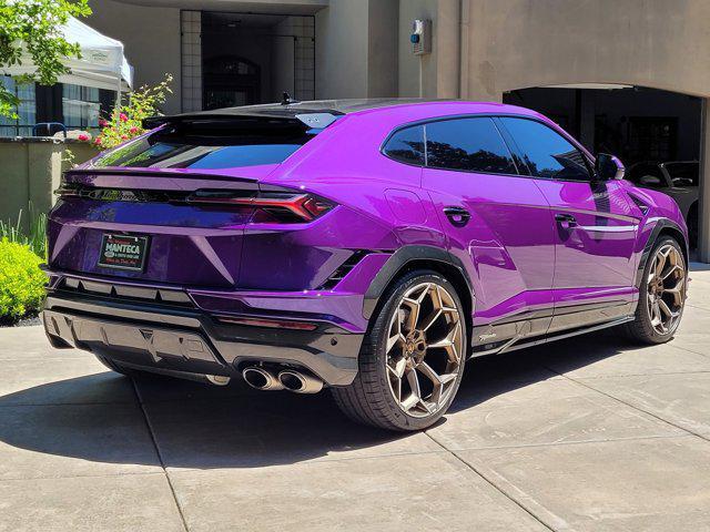 used 2023 Lamborghini Urus car