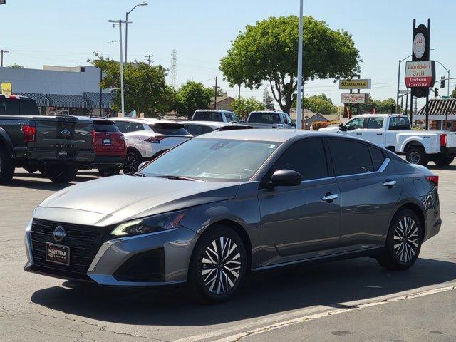 used 2024 Nissan Altima car