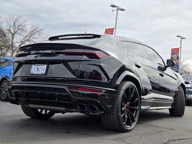 used 2021 Lamborghini Urus car