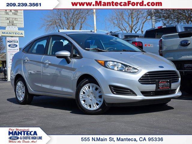 used 2014 Ford Fiesta car