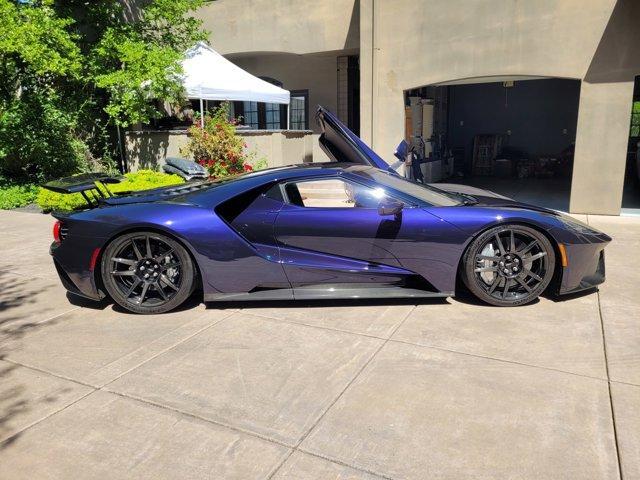 used 2021 Ford GT car