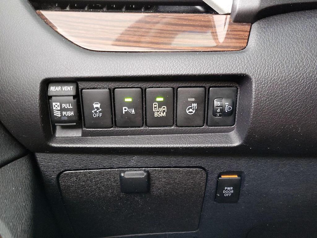 used 2017 Toyota Sienna car, priced at $27,998