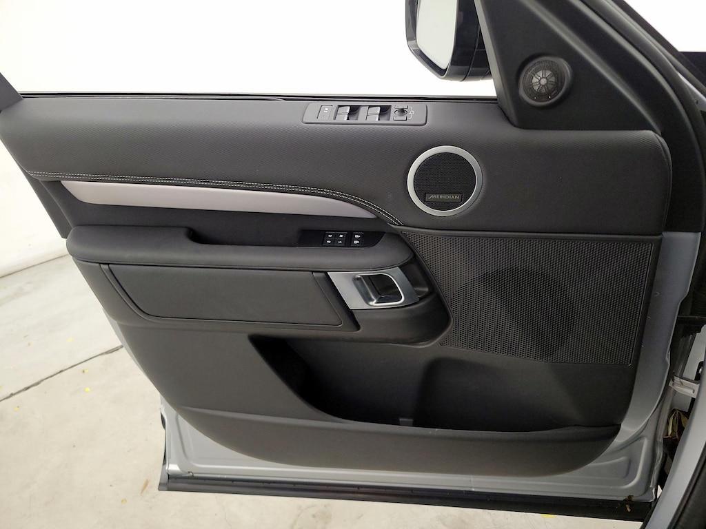 used 2024 Land Rover Discovery car, priced at $46,998