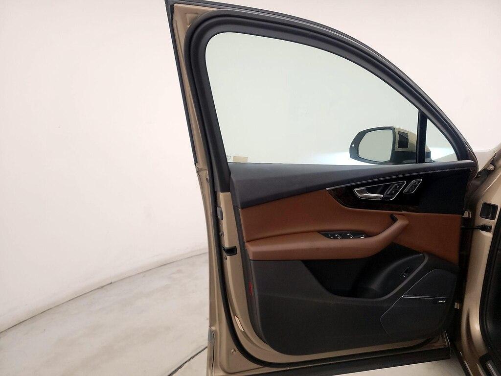 used 2018 Audi Q7 car, priced at $30,998