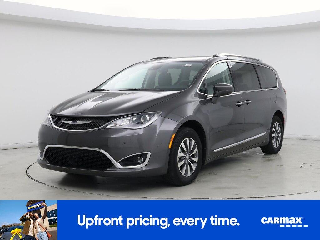used 2020 Chrysler Pacifica car, priced at $31,998