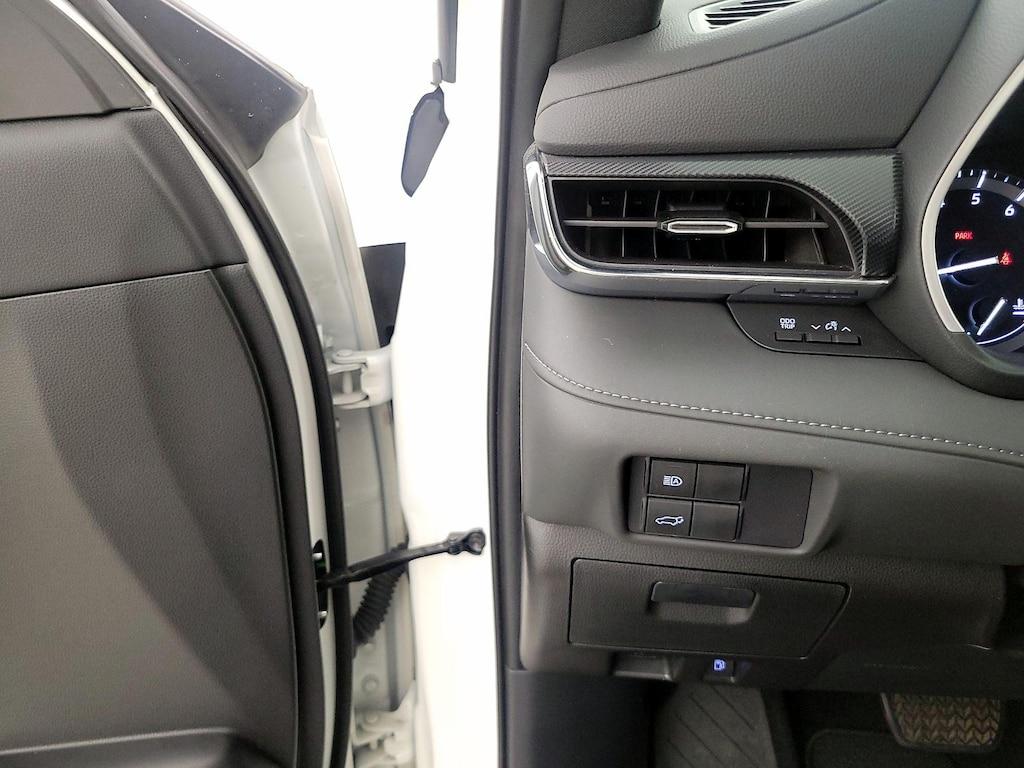 used 2021 Toyota Highlander car, priced at $36,998